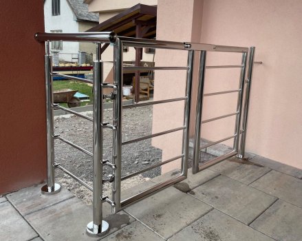 Nerezové zábradlie