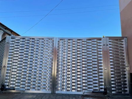 Nerezová prepletaná brána s automatizáciou